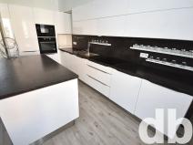 Pronájem bytu 3+kk, Karlovy Vary, Kosmonautů, 110 m2