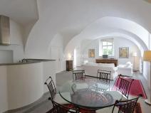 Pronájem bytu 2+kk, Praha - Malá Strana, Vlašská, 108 m2