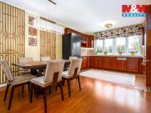 Prodej rodinného domu, Hostivice, náměstí Jana IV. z Dražic, 150 m2