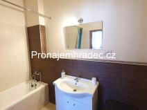 Pronájem bytu 2+kk, Hradec Králové, Okružní, 62 m2