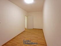 Pronájem bytu 2+1, Hodonín, Slunečná, 56 m2