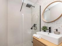 Prodej bytu 3+kk, Praha - Troja, Lublinská, 69 m2