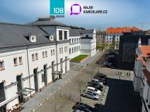 Pronájem kanceláře, Praha - Holešovice, U průhonu, 1400 m2