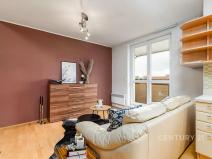 Pronájem atypického bytu, Praha - Záběhlice, Jabloňová, 50 m2