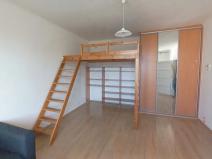 Pronájem bytu 1+1, Praha - Holešovice, Komunardů, 39 m2