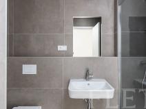 Pronájem bytu 1+kk, Praha - Karlín, Křižíkova, 36 m2