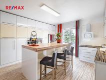 Prodej vily, České Velenice, Komenského, 247 m2