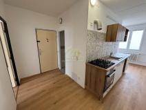 Pronájem bytu 2+1, Hrádek, 1. máje, 53 m2