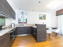 Pronájem vily, Statenice, 180 m2