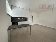 Pronájem bytu 1+kk, Brno, Hlinecká, 30 m2