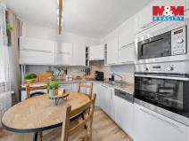 Prodej bytu 2+1, Děčín, Žerotínova, 61 m2