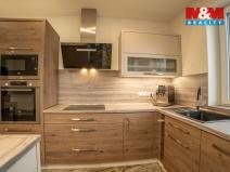 Prodej rodinného domu, Pouzdřany, Za Obecním úřadem, 207 m2