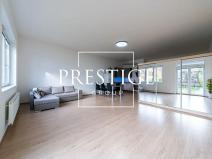 Pronájem bytu 1+kk, Praha - Libeň, Březenská, 66 m2