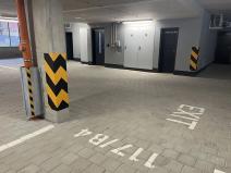 Pronájem garážového stání, Praha, 21 m2