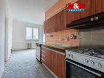 Prodej bytu 3+1, Nová Role, Chodovská, 58 m2