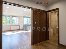 Prodej bytu 3+kk, Praha - Karlín, Molákova, 71 m2