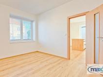 Pronájem bytu 2+kk, Holice, Hradecká, 42 m2