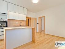Pronájem bytu 2+kk, Holice, Hradecká, 42 m2