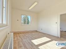 Pronájem kanceláře, Moravany, 111 m2