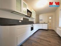 Prodej rodinného domu, Lešany, 160 m2