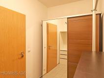 Pronájem bytu 2+kk, Praha - Holešovice, U Uranie, 70 m2