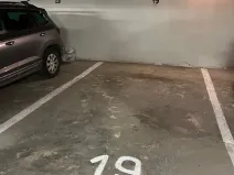 Pronájem garážového stání, Praha - Holešovice, Osadní, 11 m2