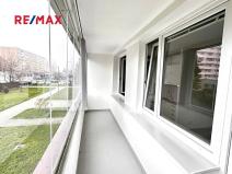 Pronájem bytu 1+kk, Kladno, Italská, 27 m2