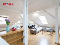 Pronájem bytu 2+kk, Praha - Karlín, Křižíkova, 70 m2