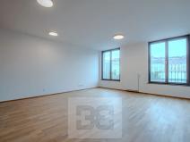 Pronájem bytu 1+kk, Praha - Smíchov, Toyen, 42 m2