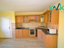 Prodej bytu 4+1, Ostrov, Lipová, 125 m2