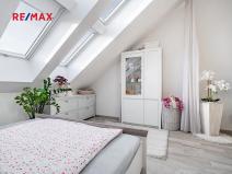 Prodej bytu 1+kk, Tuchoměřice, Ke Kovárně, 53 m2