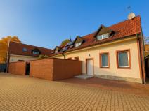 Prodej kanceláře, Čestlice, 1138 m2