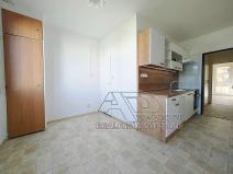 Pronájem bytu 2+1, České Budějovice, Branišovská, 61 m2