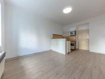Prodej bytu 1+1, Praha, Hartigova, 34 m2