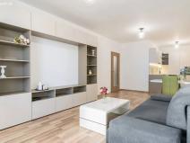 Pronájem bytu 2+kk, Praha - Strašnice, Zvěřinova, 60 m2