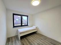 Pronájem bytu 1+kk, Praha - Šeberov, Zadní, 23 m2