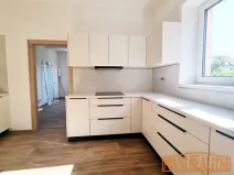 Prodej bytu 2+1, Uherský Brod, Ant. Dvořáka, 65 m2