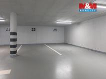 Pronájem garážového stání, Benešov, Dukelská, 14 m2