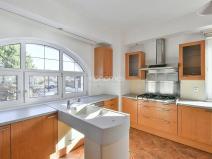 Pronájem vily, Praha - Nebušice, 360 m2