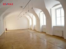 Pronájem obchodního prostoru, Praha - Malá Strana, Karmelitská, 115 m2
