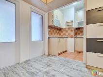 Prodej bytu 2+1, Praha - Řepy, Skuteckého, 47 m2