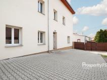 Prodej bytu 1+kk, Kladno - Dubí, Hradčanská, 33 m2