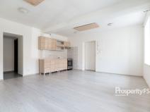 Prodej bytu 1+kk, Kladno - Dubí, Hradčanská, 33 m2