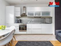 Pronájem bytu 2+kk, Praha, Mantovská, 50 m2