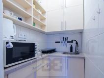 Pronájem bytu 1+kk, Praha - Holešovice, Strojnická, 26 m2