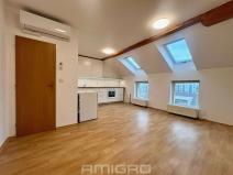 Pronájem bytu 2+kk, Brno, Poděbradova, 47 m2