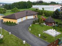 Prodej obchodního prostoru, Červený Kostelec, 149 m2