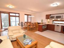 Pronájem bytu 3+kk, České Budějovice, Pasovská, 84 m2