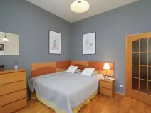 Pronájem bytu 1+kk, Praha - Vinohrady, Sázavská, 35 m2