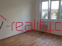 Prodej bytu 2+1, Hroznětín, Sídliště, 56 m2